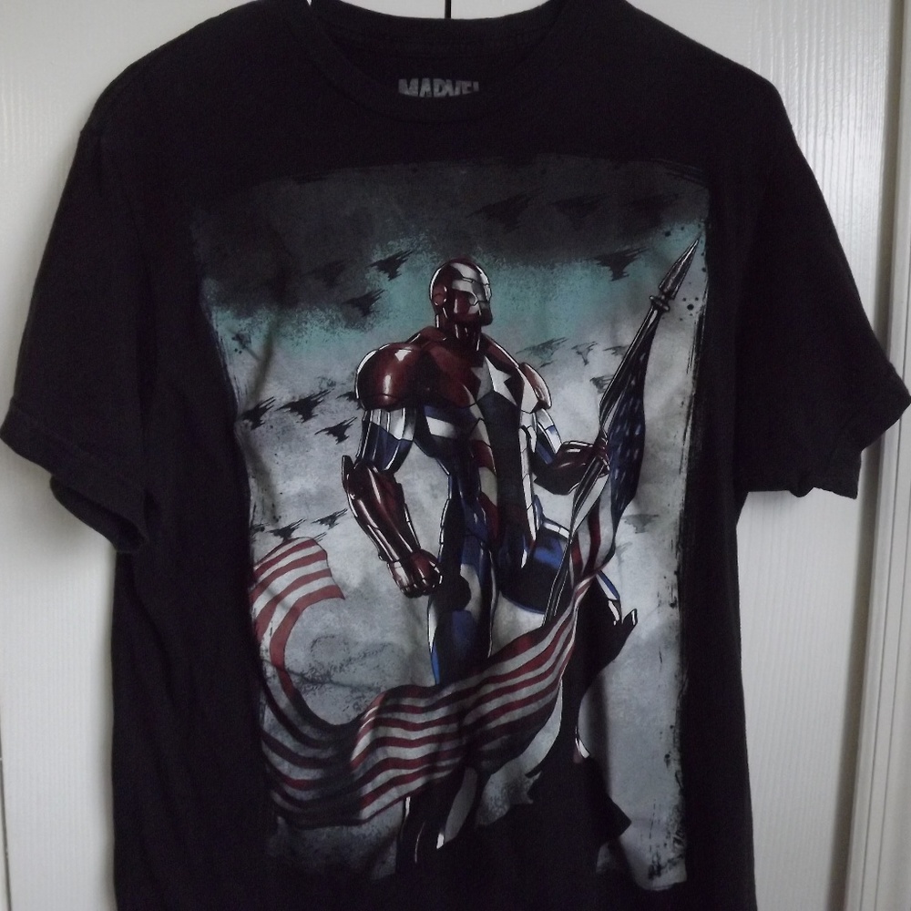 Marvel.com shirt